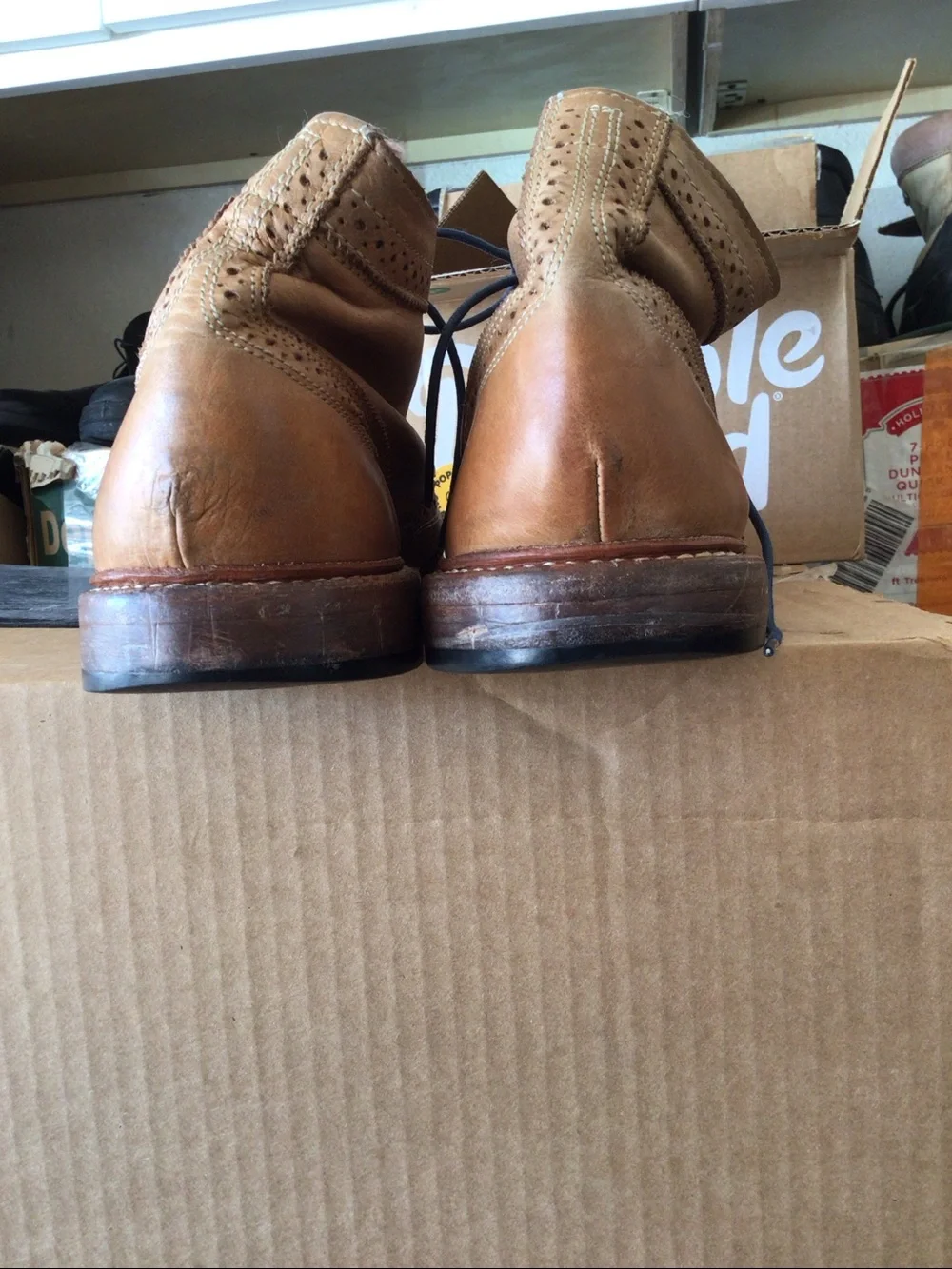 Allen EdmondsCronmok  11/D tan boots used conditions